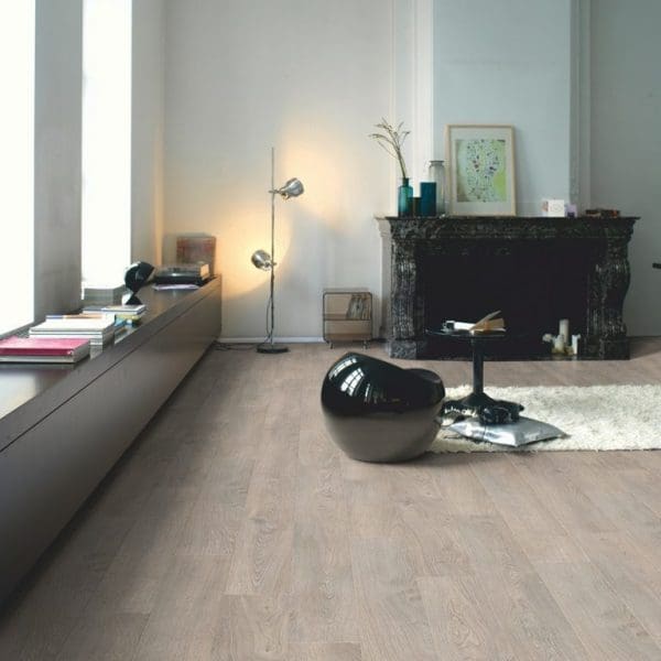 QUICK-STEP Classic 19x120 Rovere invecchiato grigio chiaro - immagine 2
